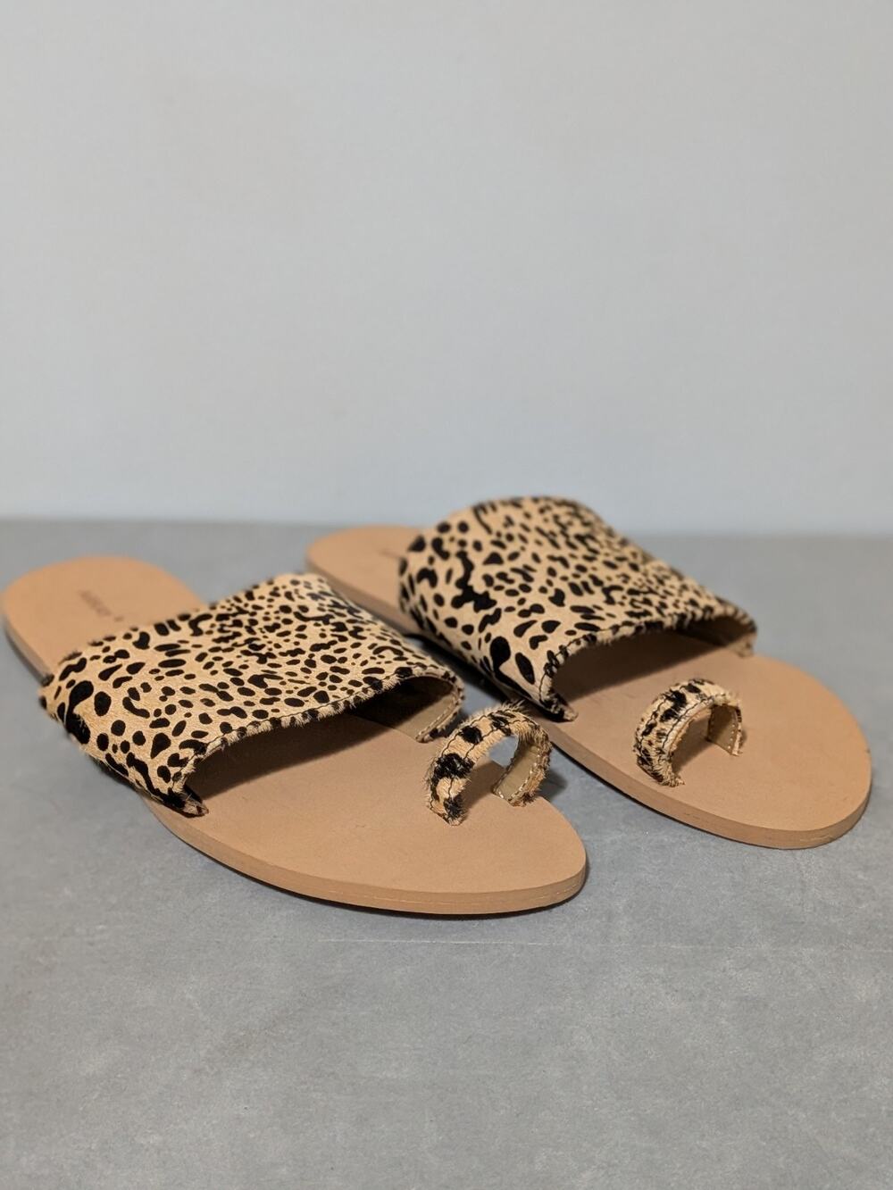 Array Cheetah Print Calf Hair Toe Ring Slide Sandals Flat Slip On Size 10 Wide